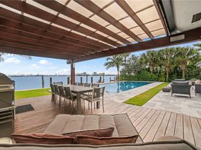 9301 N Bayshore Dr, Miami Shores FL 33138