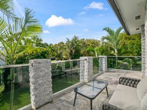 9301 N Bayshore Dr, Miami Shores FL 33138