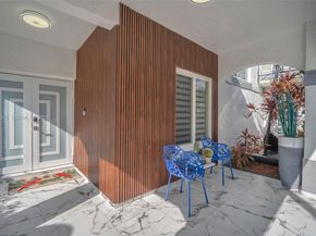 15965 SW 98th St, Miami FL 33196
