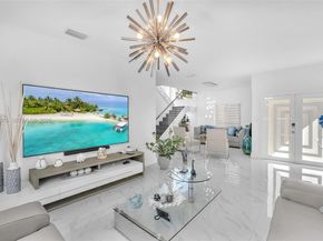 15965 SW 98th St, Miami FL 33196