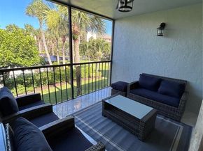 275 Palm Ave D205, Jupiter FL 33477
