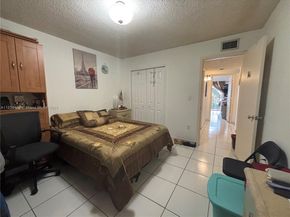 2775 W 52nd St 305, Hialeah FL 33016