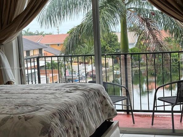 2775 W 52nd St 305, Hialeah FL 33016