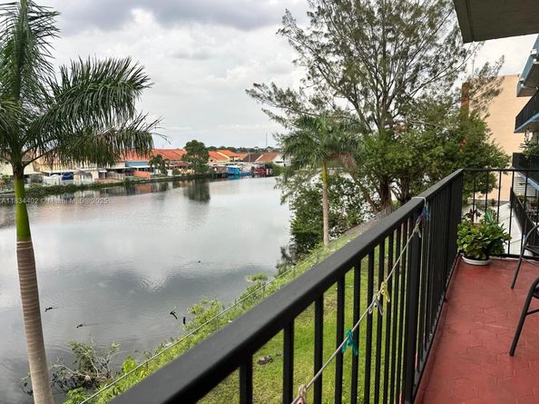 2775 W 52nd St 305, Hialeah FL 33016