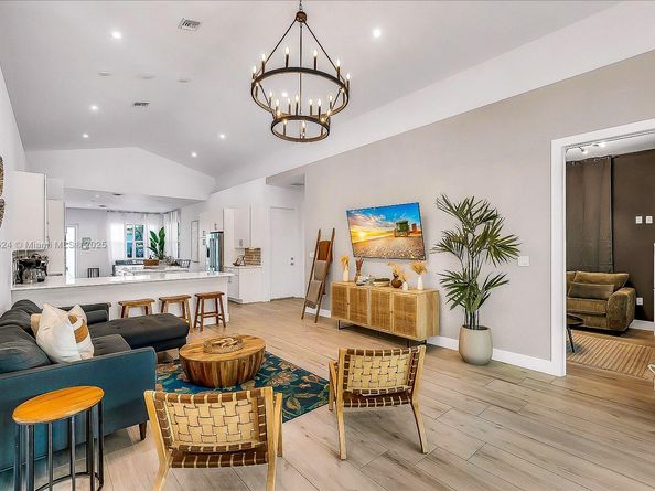 1522 NE 17th Way, Fort Lauderdale FL 33304