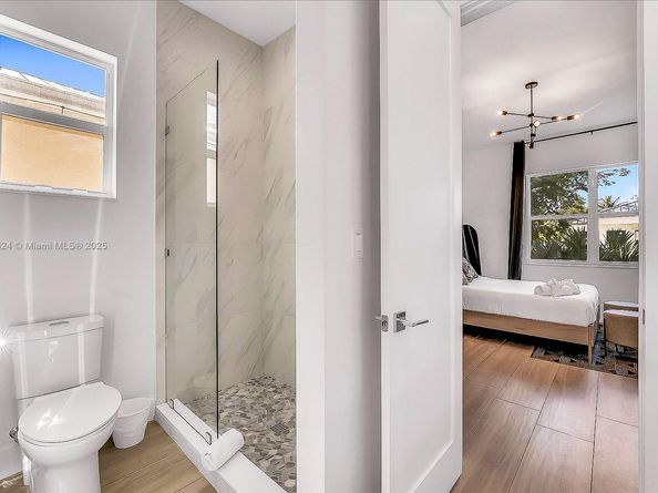 1522 NE 17th Way, Fort Lauderdale FL 33304