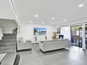 2723 NE 164th St 77, North Miami Beach FL 33160