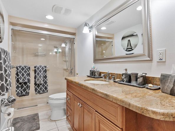 4000 NE 168th St PH5A, North Miami Beach FL 33160
