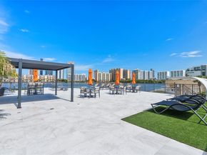 4000 NE 168th St PH5A, North Miami Beach FL 33160