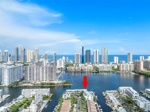 4000 NE 168th St PH5A, North Miami Beach FL 33160