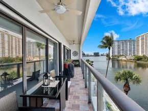 4000 NE 168th St PH5A, North Miami Beach FL 33160