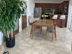4124 SW 91st Ct, Miami FL 33165