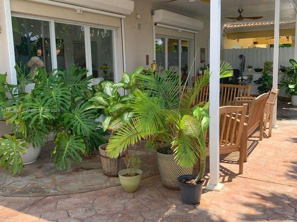 4124 SW 91st Ct, Miami FL 33165