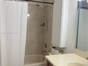 4124 SW 91st Ct, Miami FL 33165