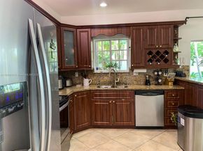 4124 SW 91st Ct, Miami FL 33165