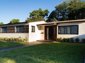 1000 NW 198th St, Miami Gardens FL 33169