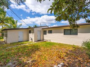1000 NW 198th St, Miami Gardens FL 33169