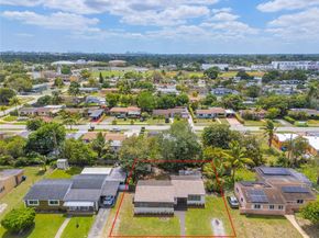1000 NW 198th St, Miami Gardens FL 33169
