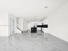 22445 SW 125th Ave 18A, Miami FL 33170