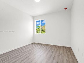 22445 SW 125th Ave 18A, Miami FL 33170