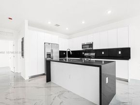 22445 SW 125th Ave 18A, Miami FL 33170