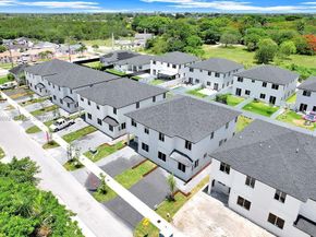 22445 SW 125th Ave 18A, Miami FL 33170