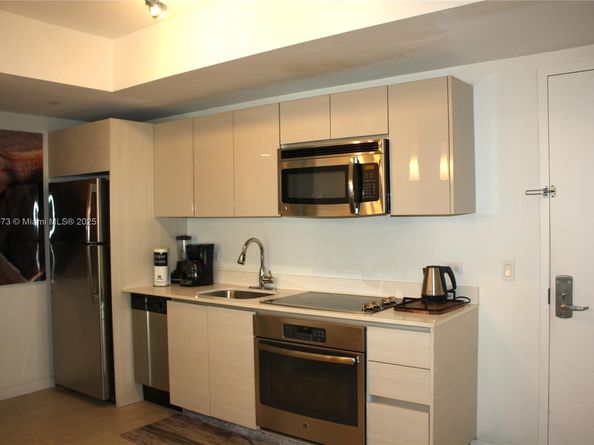 2602 E Hallandale Beach Blvd R408, Hallandale Beach FL 33009