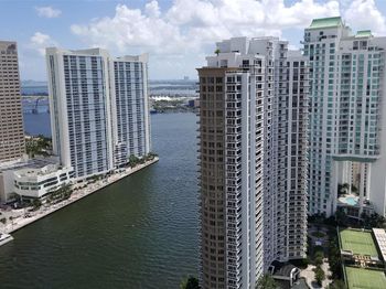 495 Brickell Ave