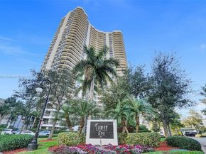 3530 Mystic Pointe Dr 2915, Aventura FL 33180