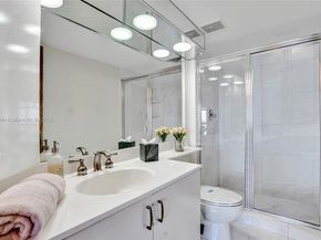 3530 Mystic Pointe Dr 2915, Aventura FL 33180