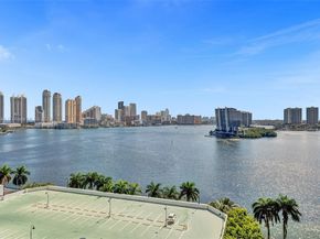 3530 Mystic Pointe Dr 2915, Aventura FL 33180