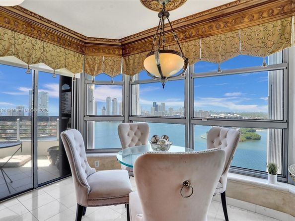 3530 Mystic Pointe Dr 2915, Aventura FL 33180
