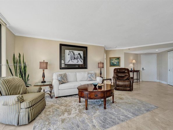 3530 Mystic Pointe Dr 2915, Aventura FL 33180