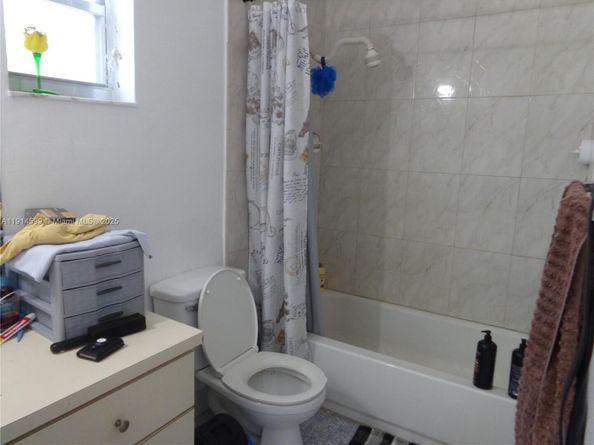 Undisclosed Address #A11914599, Miami Gardens FL 33054