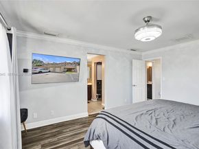 3703 NW 91st Ln, Sunrise FL 33351