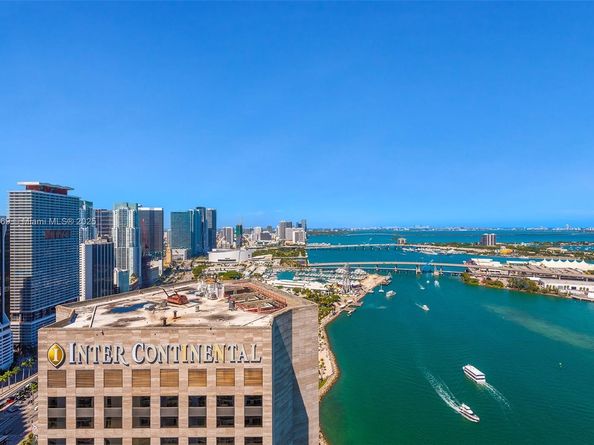 335 S Biscayne Blvd UPH10, Miami FL 33131