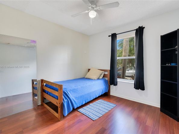 15430 SW 143rd Ter, Miami FL 33196