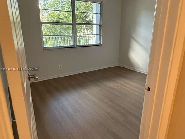 Undisclosed Address #A11912116, Pembroke Pines FL 33027