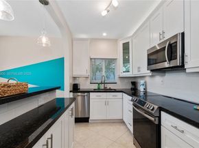 1633 Tyler St, Hollywood FL 33020