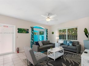 1633 Tyler St, Hollywood FL 33020