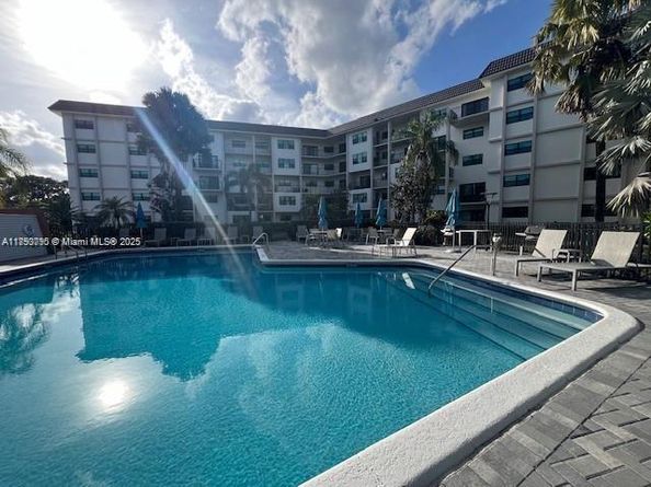 1000 River Reach Dr 101, Fort Lauderdale FL 33315