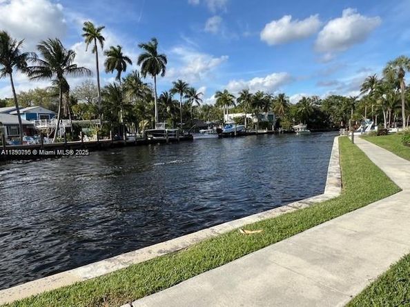1000 River Reach Dr 101, Fort Lauderdale FL 33315