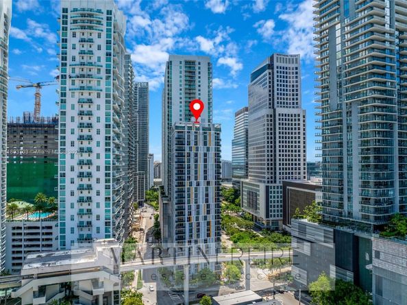 31 SE 6th St 907, Miami FL 33131