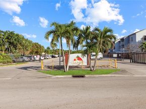 6195 W 18th Ave G101, Hialeah FL 33012