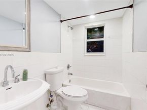 6195 W 18th Ave G101, Hialeah FL 33012