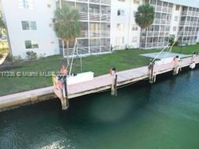 3849 NE 169th St 302, North Miami Beach FL 33160