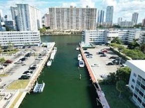3849 NE 169th St 302, North Miami Beach FL 33160