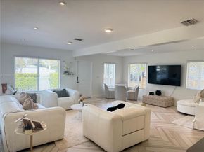 44 NW 40th St, Miami FL 33127