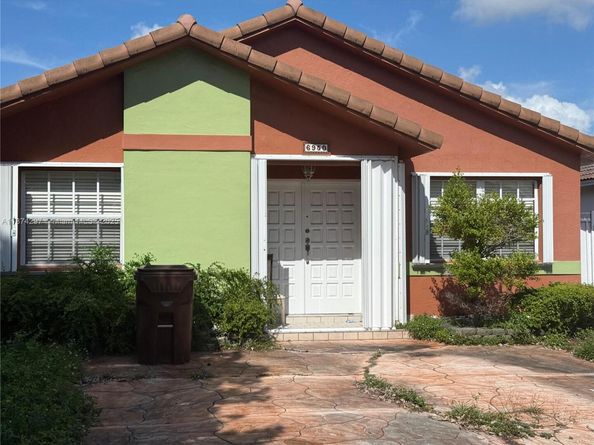 6950 W 25th Ave, Hialeah FL 33016