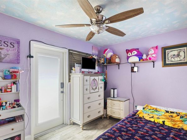 3510 SW 87th Ave, Miami FL 33165